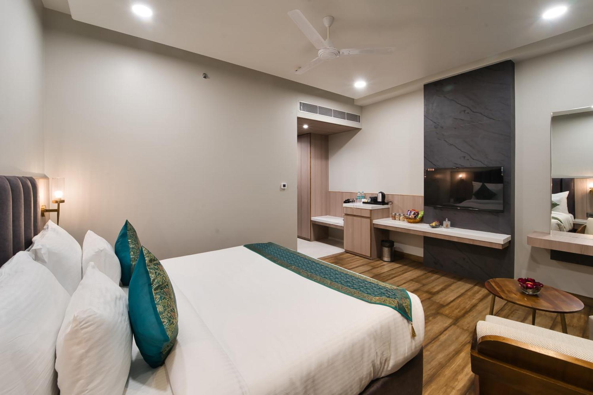 Sterling Pushkar Hotel Buitenkant foto